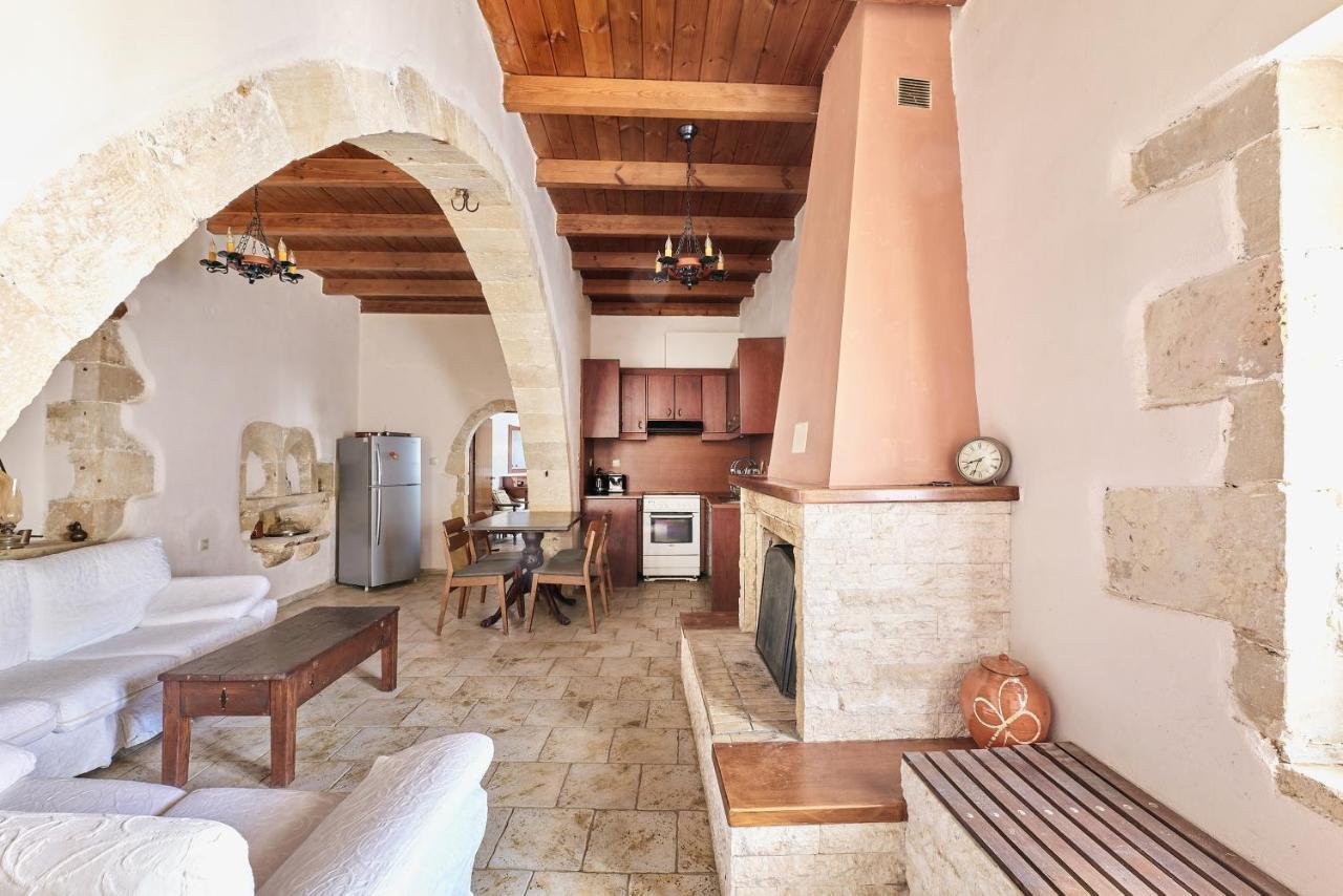 Mouri Villa Mourion  Exterior photo