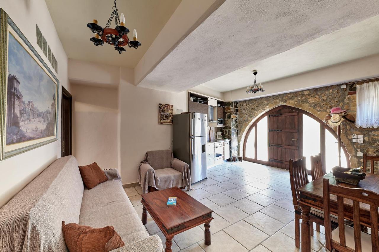 Mouri Villa Mourion  Exterior photo