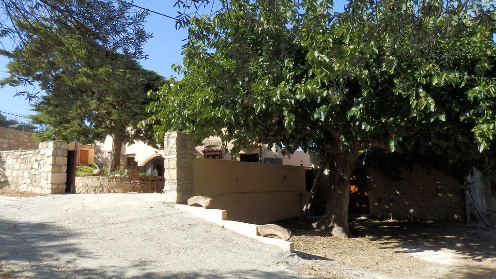 Mouri Villa Mourion  Exterior photo