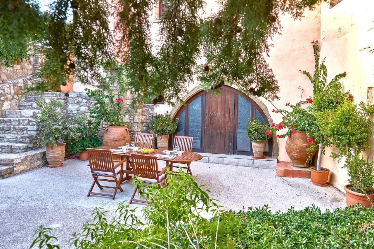 Mouri Villa Mourion  Exterior photo